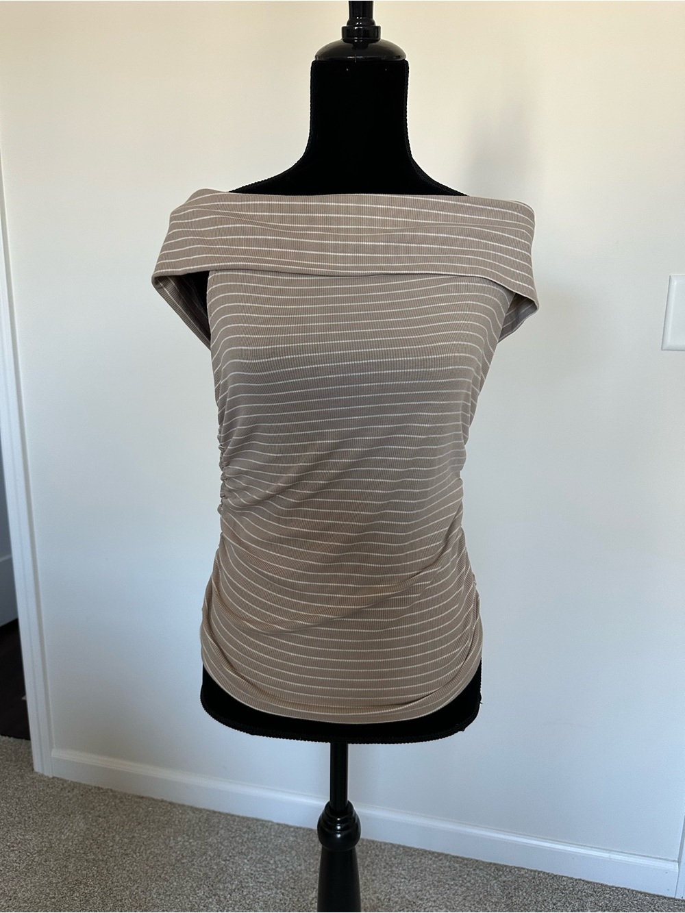 Women’s Hem‎ & Thread Striped Off-the-Shoulder Top